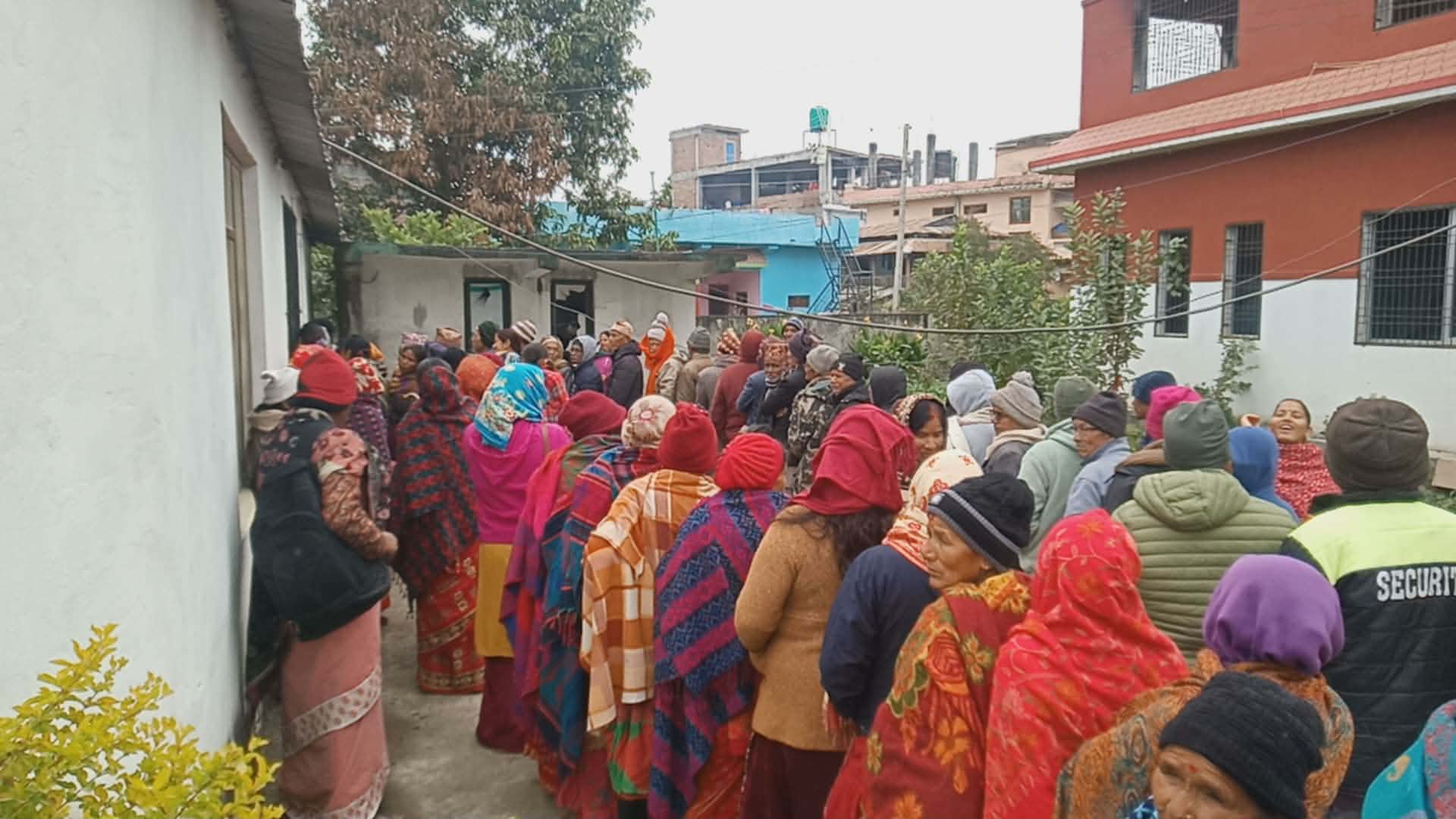 निःशुल्क आँखा शिविरबाट करिब ४ सय लाभान्वित